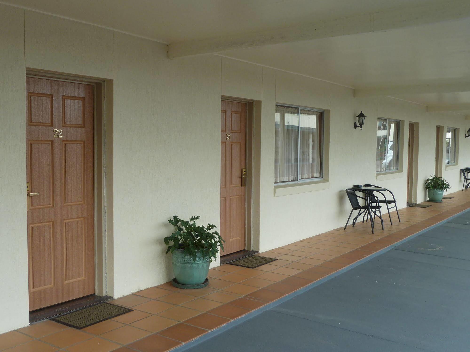 Mcnevins Maryborough Motel Ngoại thất bức ảnh